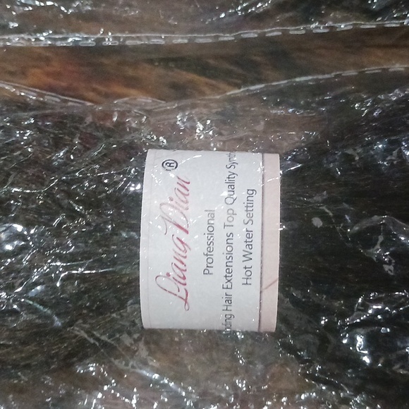 Liang Dian professional braiding hair extensions top quality synthetic fiber - Picture 2 of 3